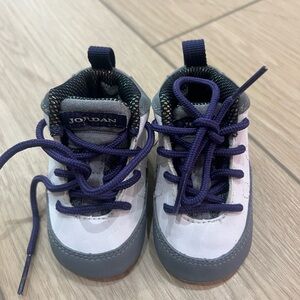 Jordan Kids Sneakers - White and Dark Gray